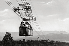 Transbordadorea goiko estaziora iristen, c. 1910